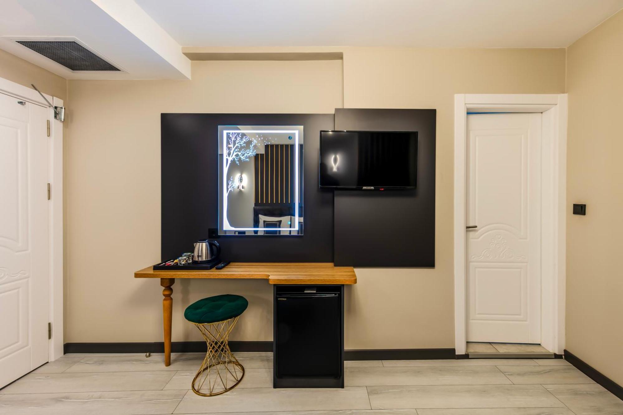 Med Life Hotel Istanbul Airport Arnavutkoy Exterior foto