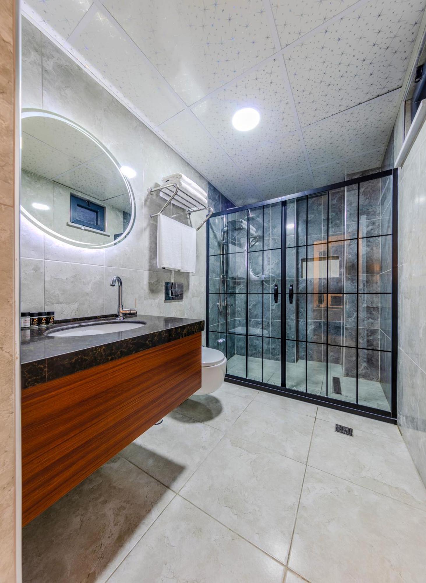 Med Life Hotel Istanbul Airport Arnavutkoy Exterior foto